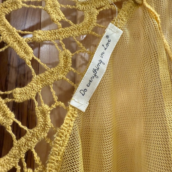 Do Everything in Love Mustard Lace Cardigan Kimono Beach Cover Up One Size - Picture 6 of 13